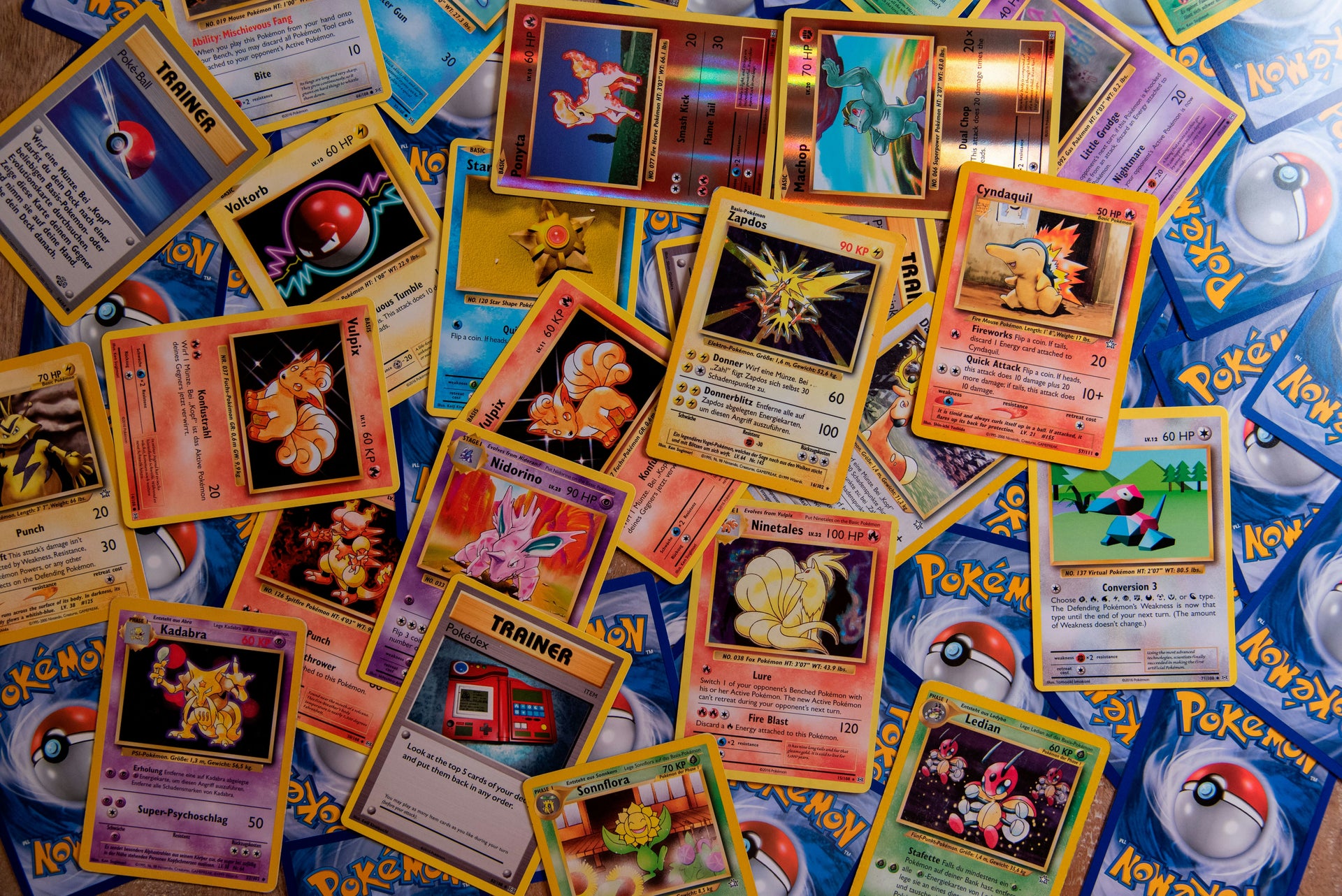 Pokemon Karten auf Deutsch